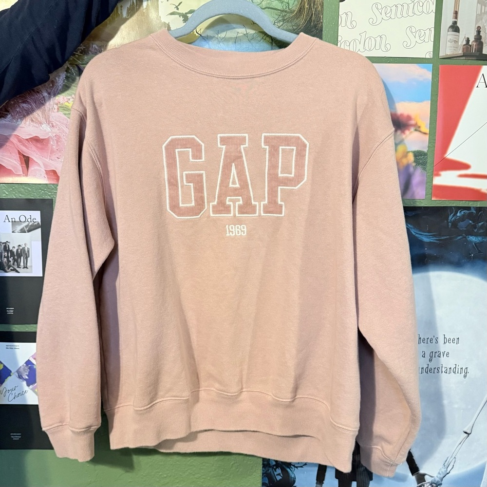 GAP Women's Pink Neck Sweater